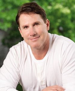  Nicholas Sparks / নিকলাস র্স্প্যাক্স (NS)